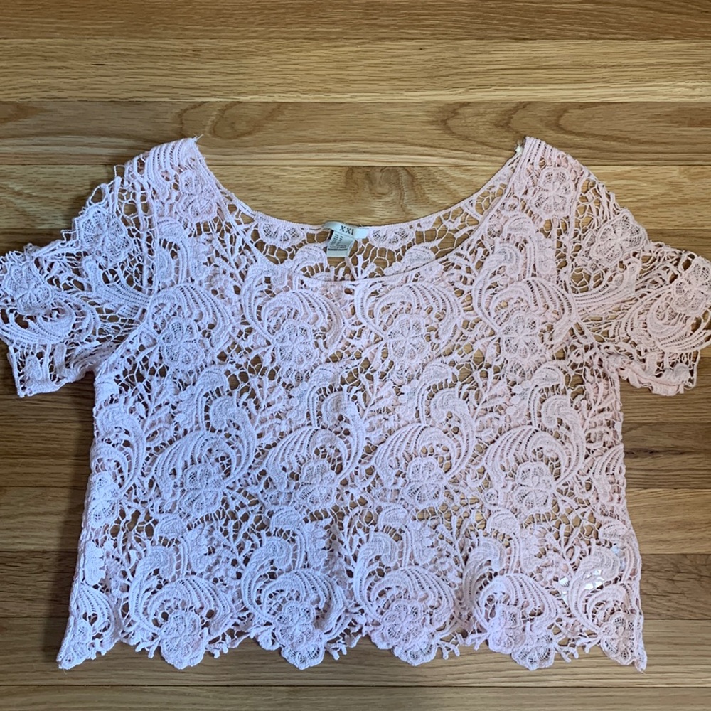 pink crop top